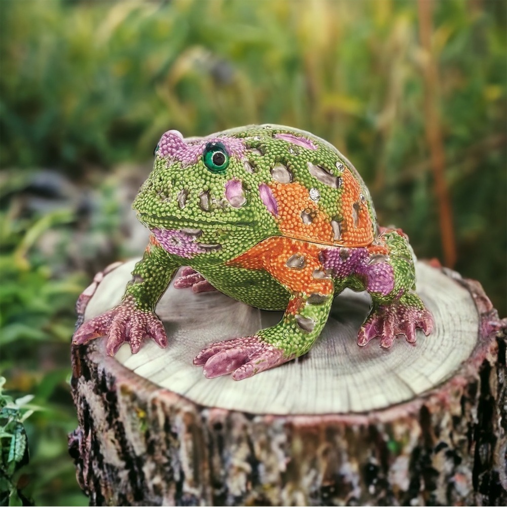 Pewter Bejeweled Crystals PEACE Psychedelic Frog Trinket Box with Pendant
